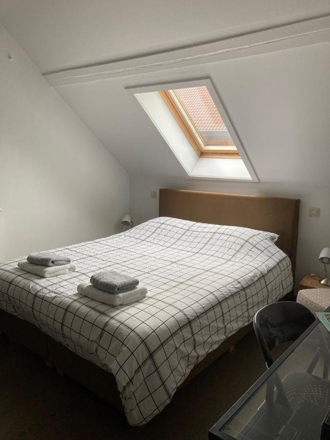 Kunstmin Hotell Zandvoorde  Exteriör bild