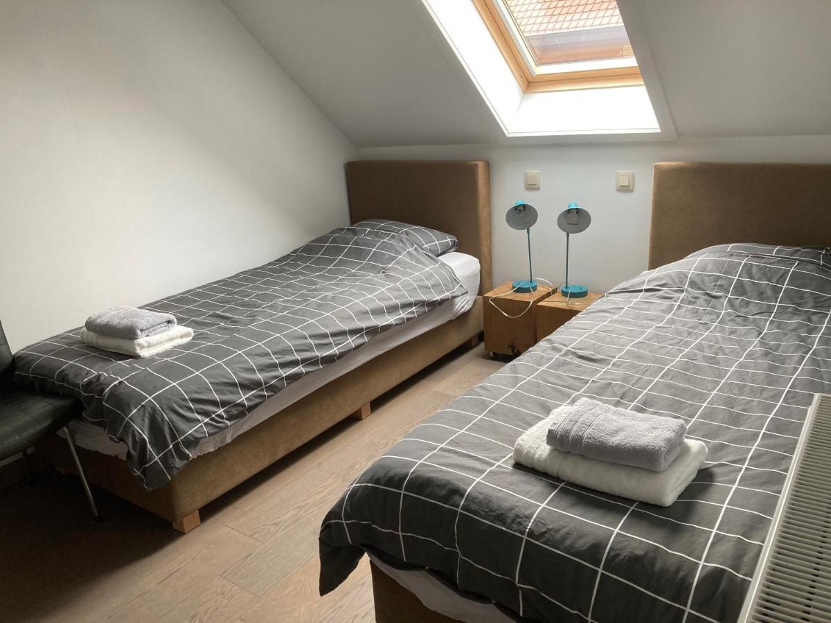 Kunstmin Hotell Zandvoorde  Exteriör bild