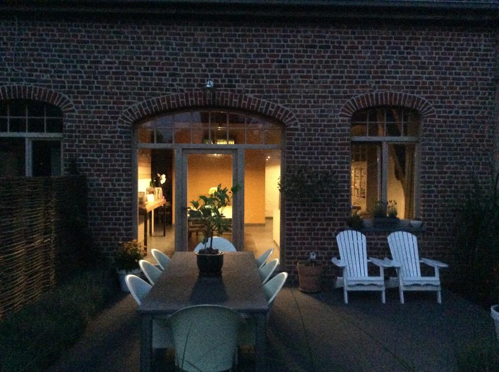 Kunstmin Hotell Zandvoorde  Exteriör bild